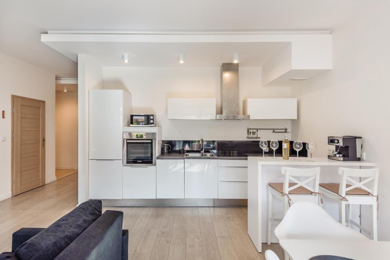 Meiguan With Huge Terrace + Extra 2 Parking Spots Huoneisto *