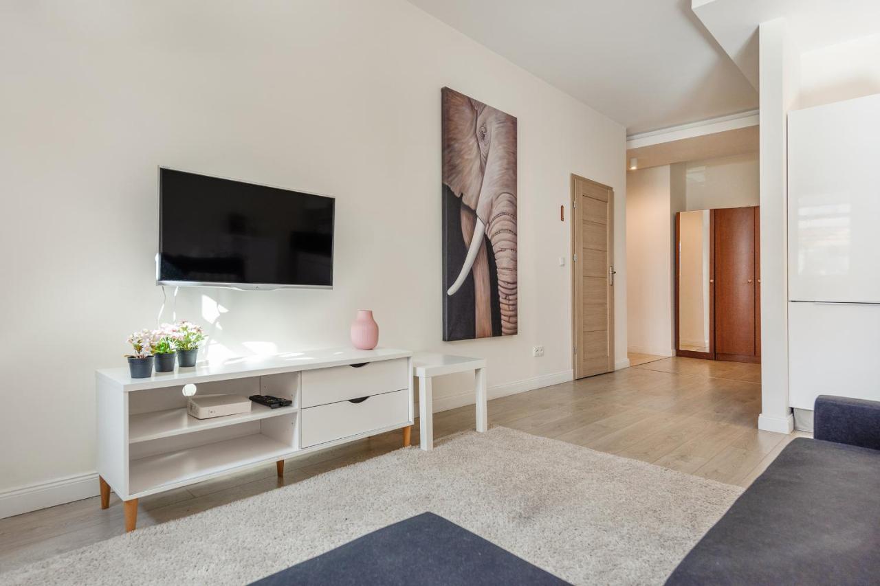 Leilighet Meiguan With Huge Terrace + Extra 2 Parking Spots