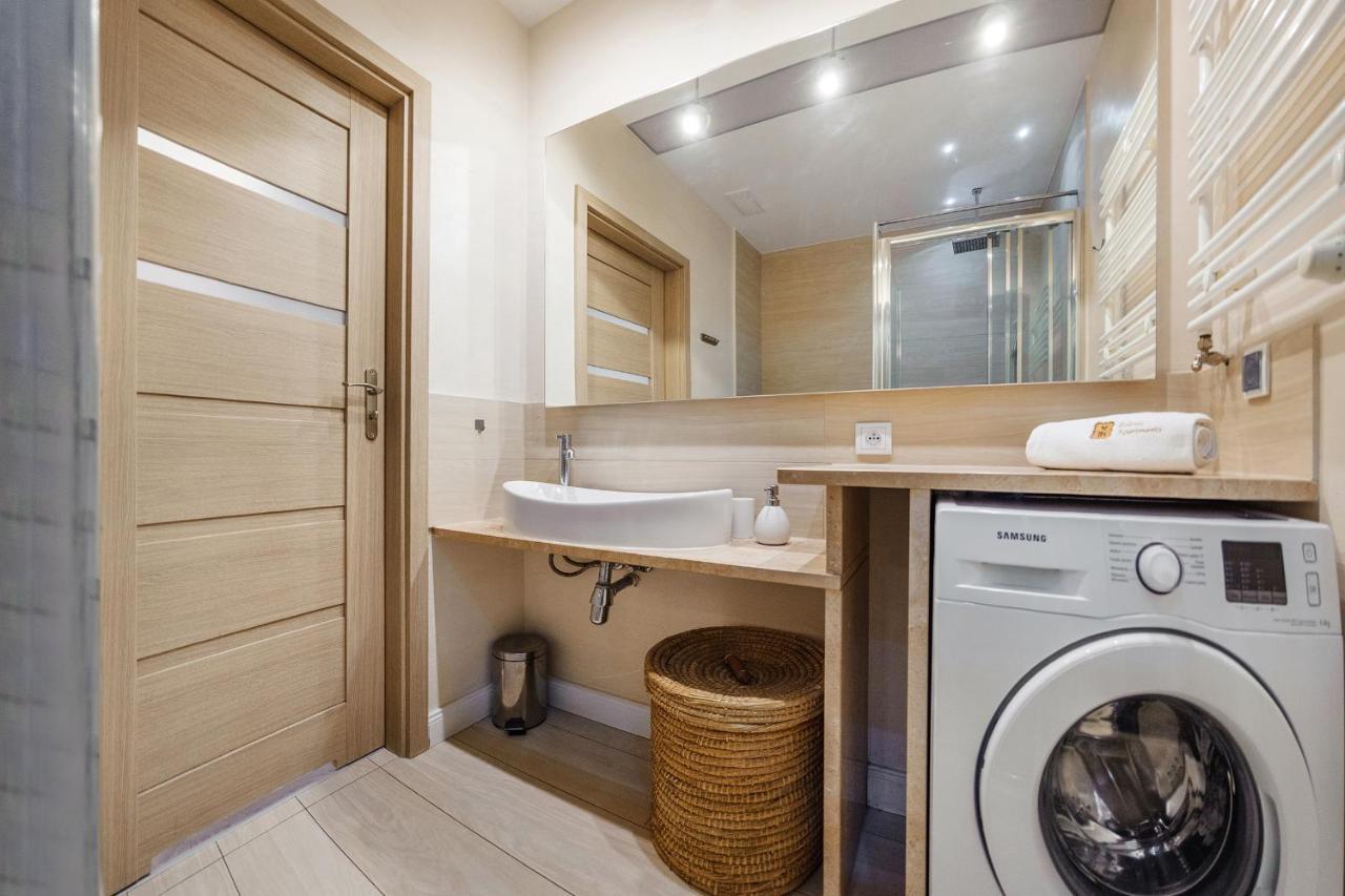 Leilighet Meiguan With Huge Terrace + Extra 2 Parking Spots